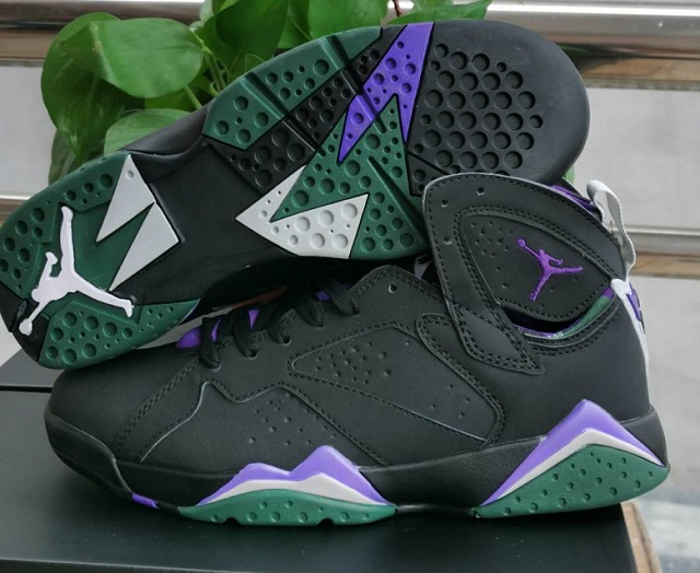 Women Air Jordan 7 Retro Black Purple